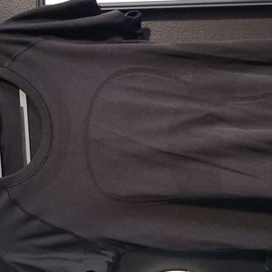 Lululemon swiftly tech tee